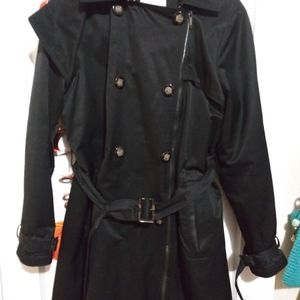 Laundry By Shelli Segal Pre-owned Trench coat.